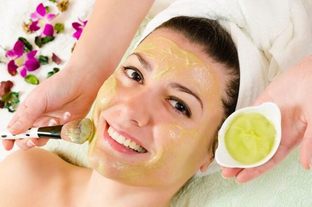 Face mask with gelatin and chamomile infusion - a recipe for fresh skin